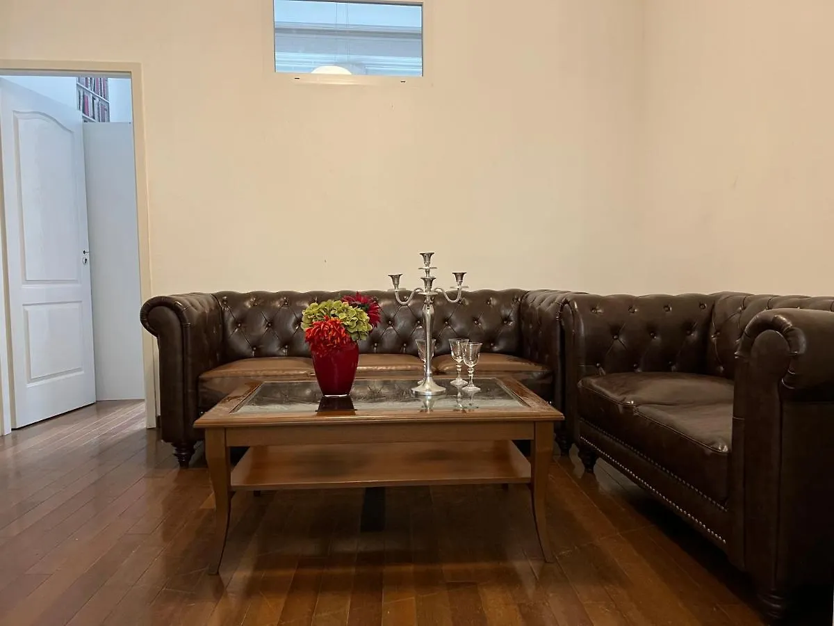 Tea Liu Apartment Будапешт 0*,  Венгрия