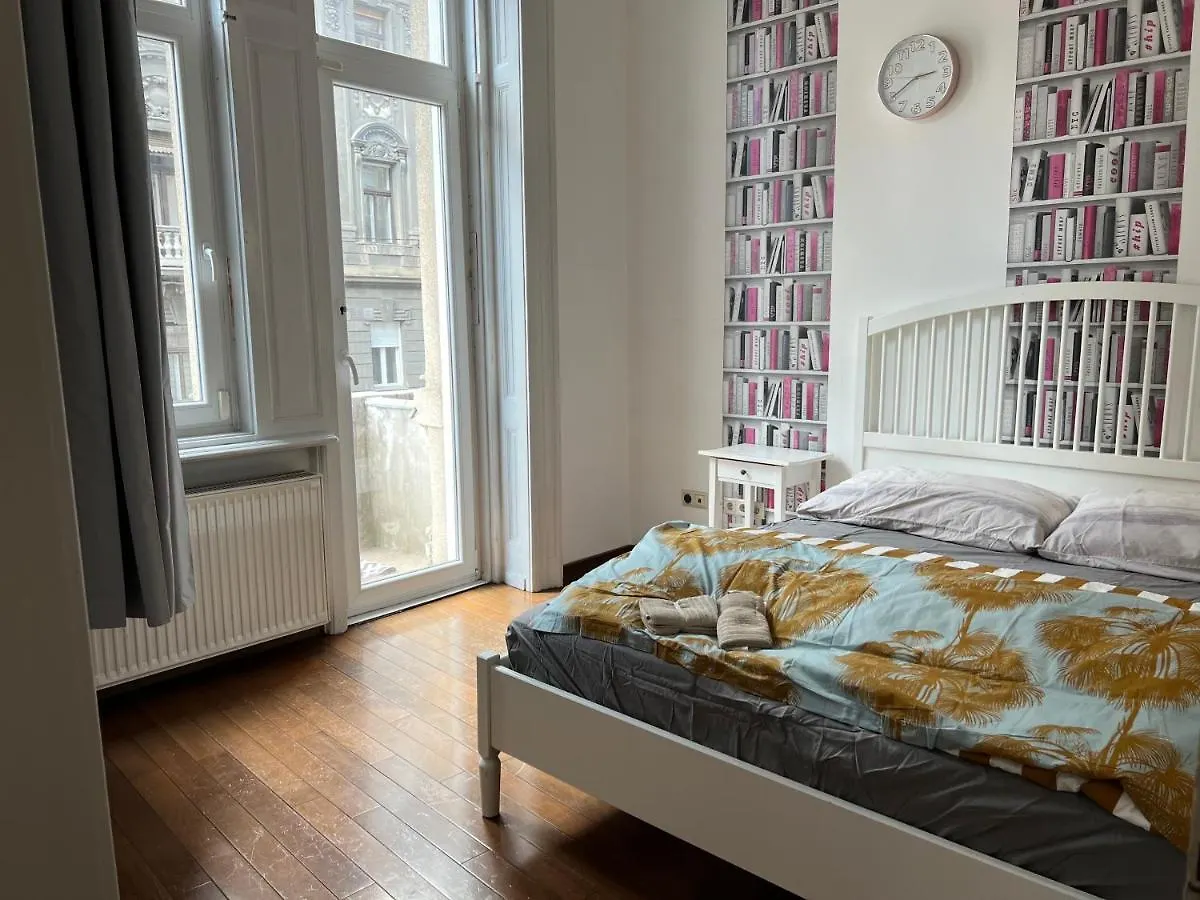 Tea Liu Apartment Budapest